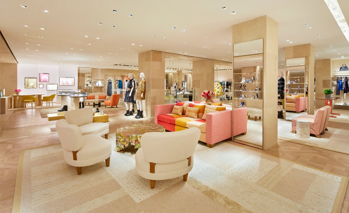Peter Marino incanala la felicità per la ristrutturazione del negozio Louis  Vuitton a Londra ovest - West St, London, UK
